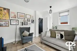 12 Willesden ParkImage 12