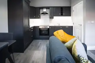Apartment 1 45 University StreetImage 3