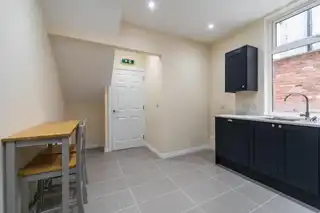 Apt 1 112 Eglantine AvenueImage 7