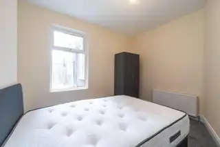 Apt 1 112 Eglantine AvenueImage 3