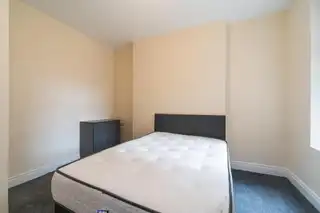Apt 1 112 Eglantine AvenueImage 4