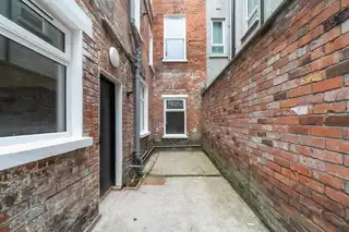 Apt 1 112 Eglantine AvenueImage 12
