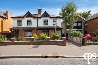 Image 1 for 520 Falls Road