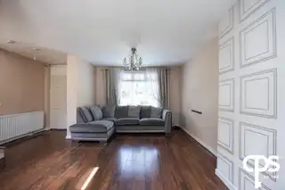 520 Falls RoadImage 5
