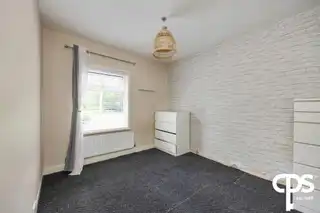 520 Falls RoadImage 10