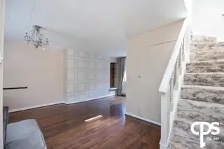 520 Falls RoadImage 3