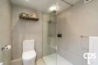 651 Lisburn RoadImage 18