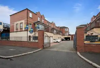 Image 1 for 4 Donnybrook Court