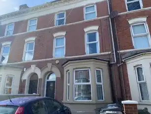 Image 1 for Flat 3, 21 Cliftonville Avenue