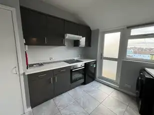 36 Dufferin Avenue, Apt 4Image 2