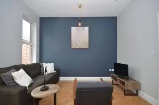 Apt 2 110 Wellesley AvenueImage 9
