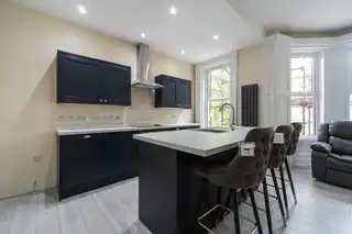 Image 1 for Apt 2 112 Eglantine Avenue