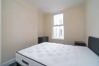 Apt 2 112 Eglantine AvenueImage 5