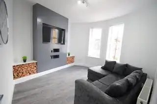 Flat 3 38 Dufferin AvenueImage 3