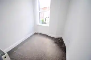 Flat 3 38 Dufferin AvenueImage 8