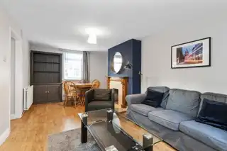 43 Adelaide AvenueImage 4