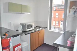 111A Bloomfield AvenueImage 6