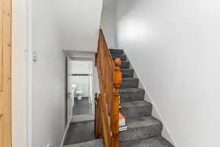19 Hillview AvenueImage 14