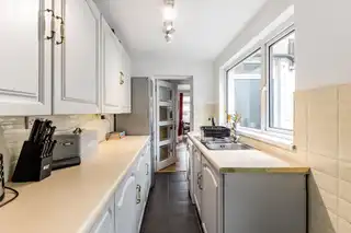 19 Hillview AvenueImage 7