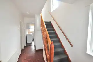 12 Bloomfield ParkImage 3