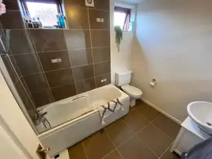 25 Ruskin HeightsImage 8