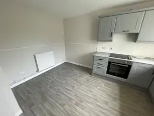 25 Struell CloseImage 5