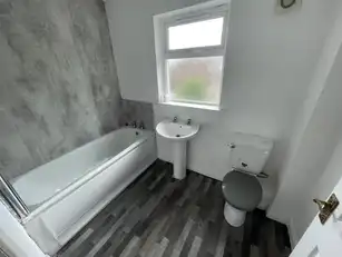 25 Struell CloseImage 8