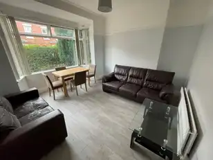 64 Wellesley AvenueImage 4