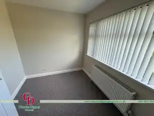 52 Chestnut GroveImage 10