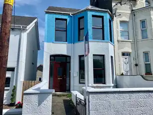 Image 1 for 13 Green Road