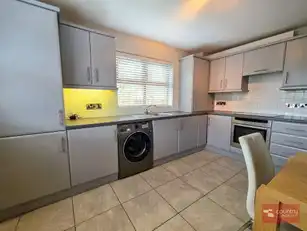 Apt 6 Mayfield WalkImage 12
