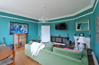 1 Kary Hill HouseImage 9