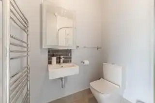 36A The SquareImage 43
