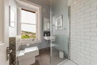 36A The SquareImage 42