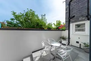 36A The SquareImage 25