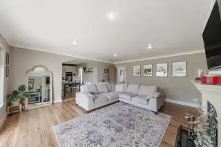 54 Lisbane RoadImage 5