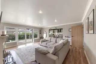 54 Lisbane RoadImage 8
