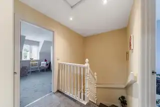 6 Old Dundonald MewsImage 13