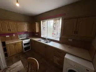 28 The Square, MoyImage 4