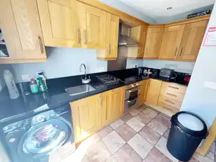 17 Castle Walk MewsImage 10