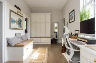 Kathleen AvenueImage 37