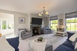 Kathleen AvenueImage 18