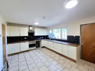 15 Springwell DriveImage 3