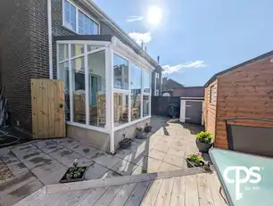 51 Kensington ParkImage 23