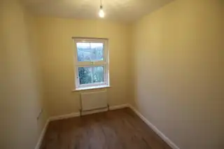 21 Hutton DriveImage 8