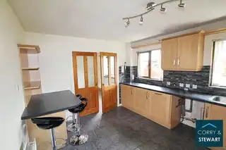 22 Kevlin HeightsImage 7