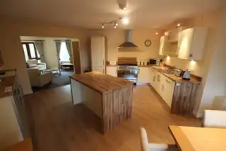 15 Knock LochanImage 7