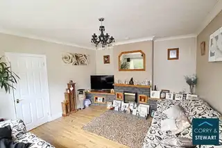 68 Culmore GardensImage 5