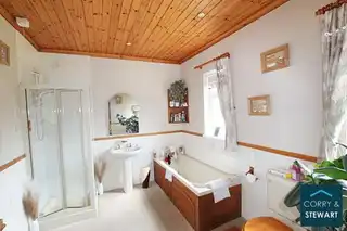 68 Culmore GardensImage 15