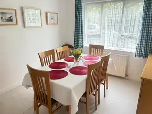 24 Wilton GroveImage 7